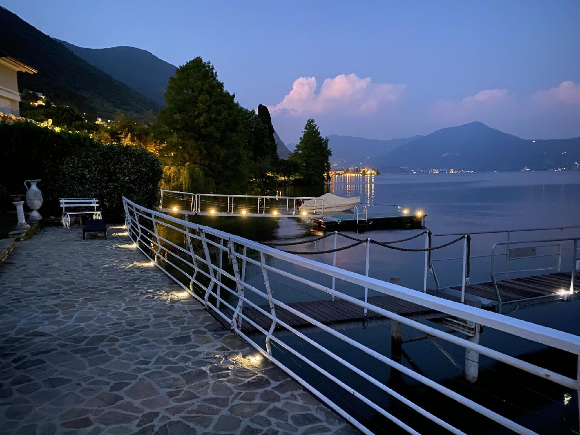 Villa Anastasye Your Lakefront Vacation Rental Predore Exterior photo