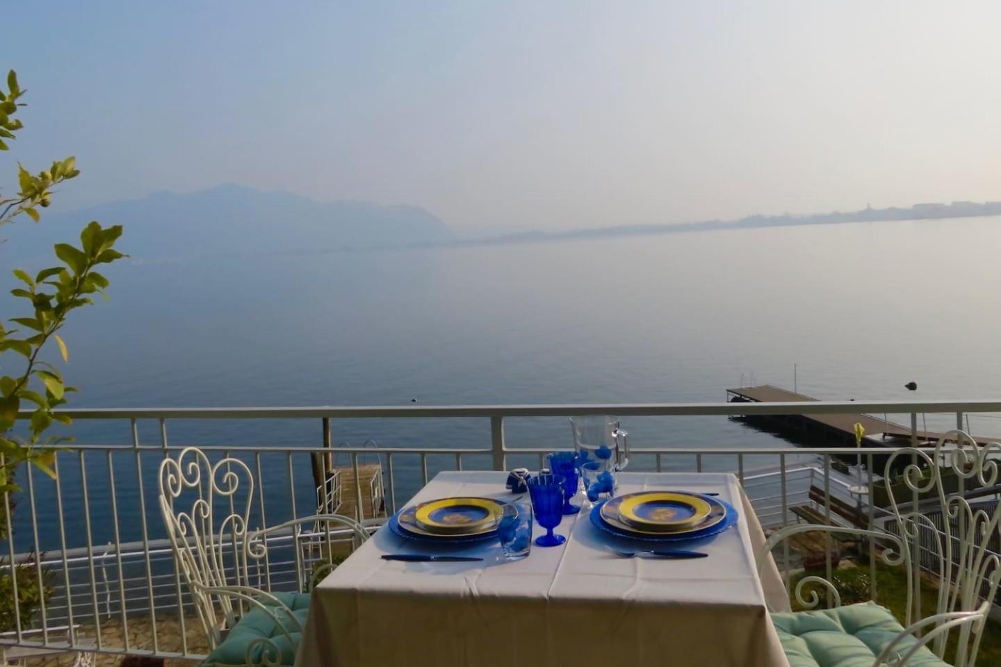 Villa Anastasye Your Lakefront Vacation Rental Predore Exterior photo