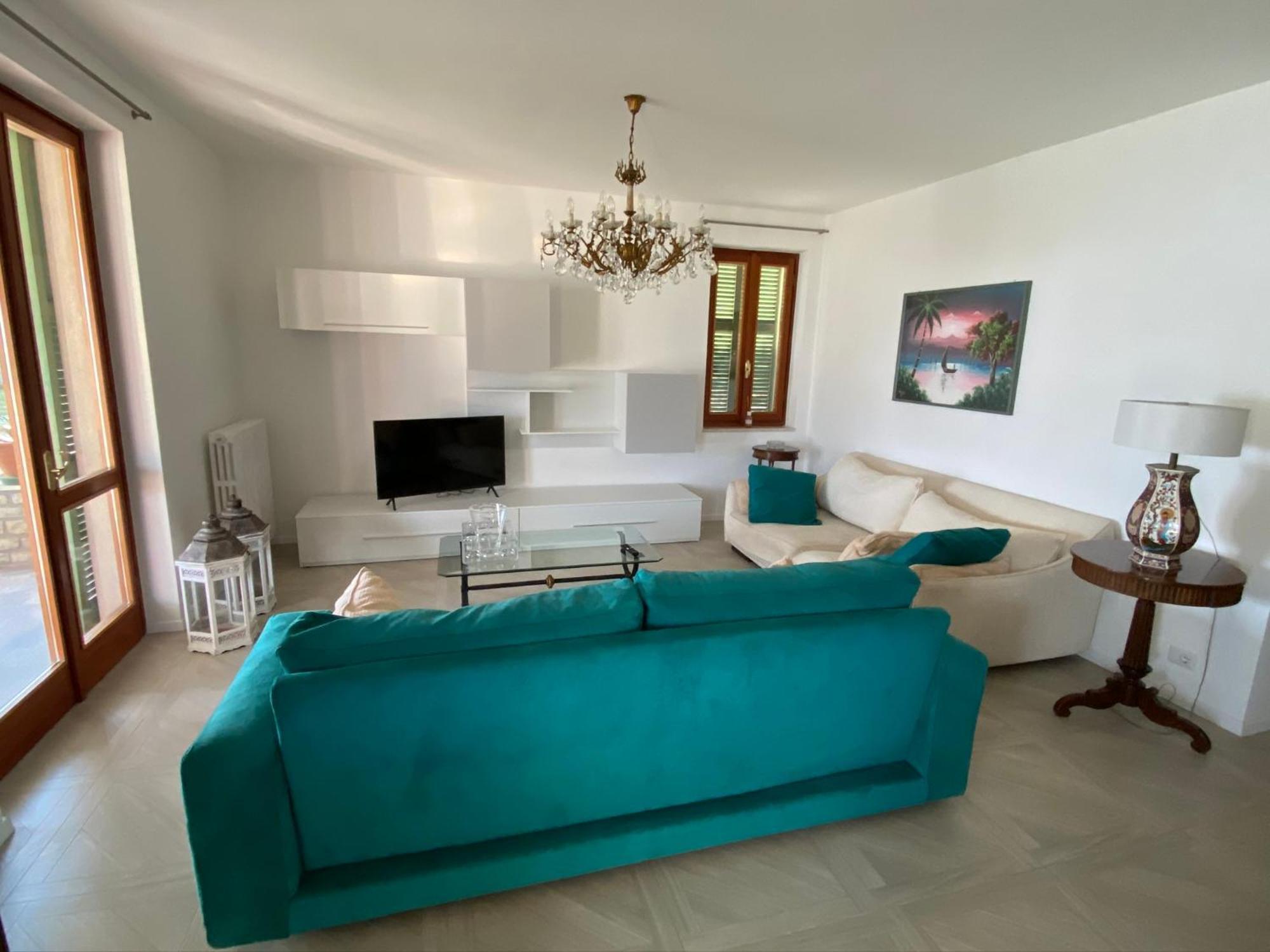 Villa Anastasye Your Lakefront Vacation Rental Predore Exterior photo