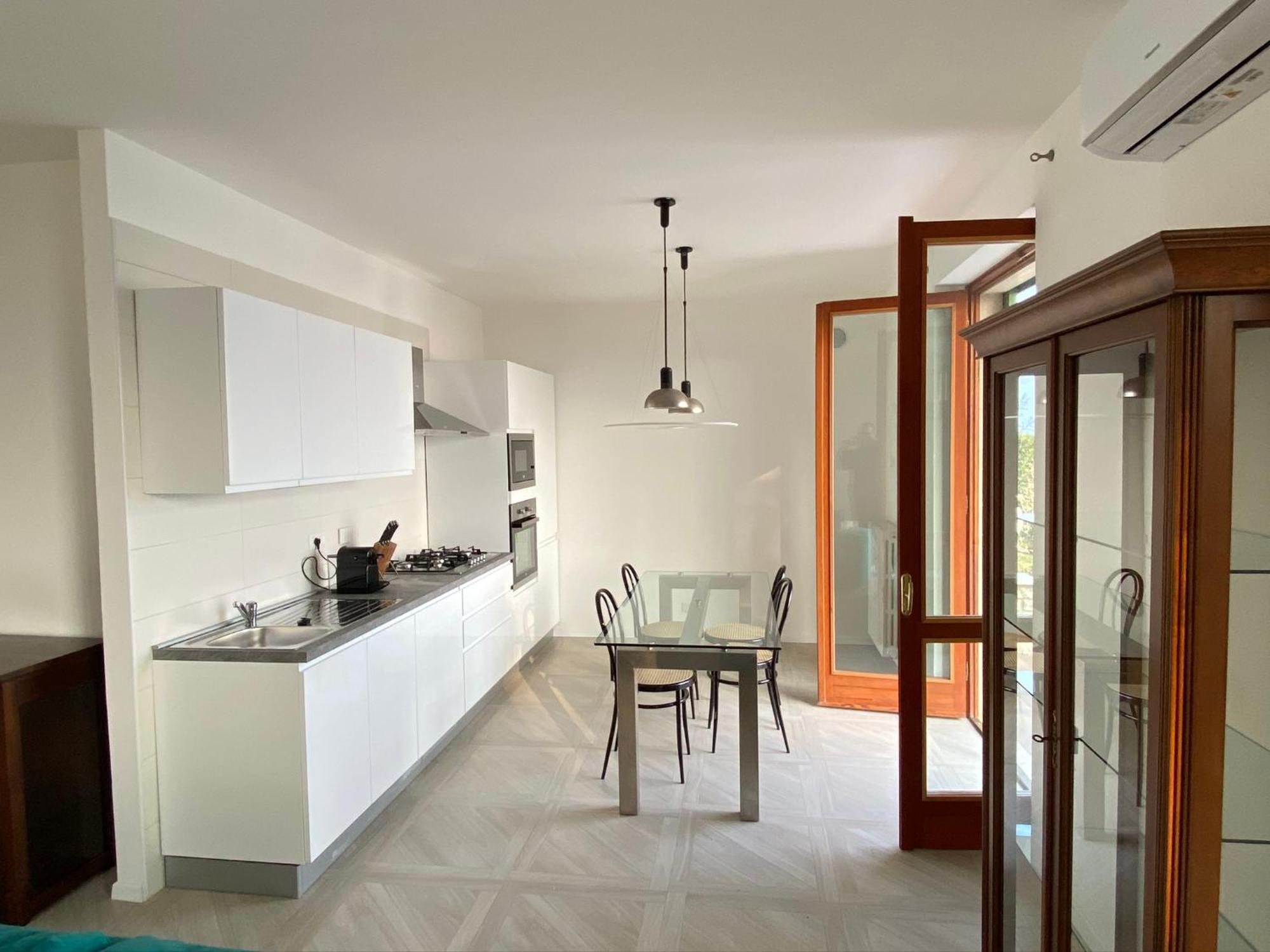 Villa Anastasye Your Lakefront Vacation Rental Predore Exterior photo