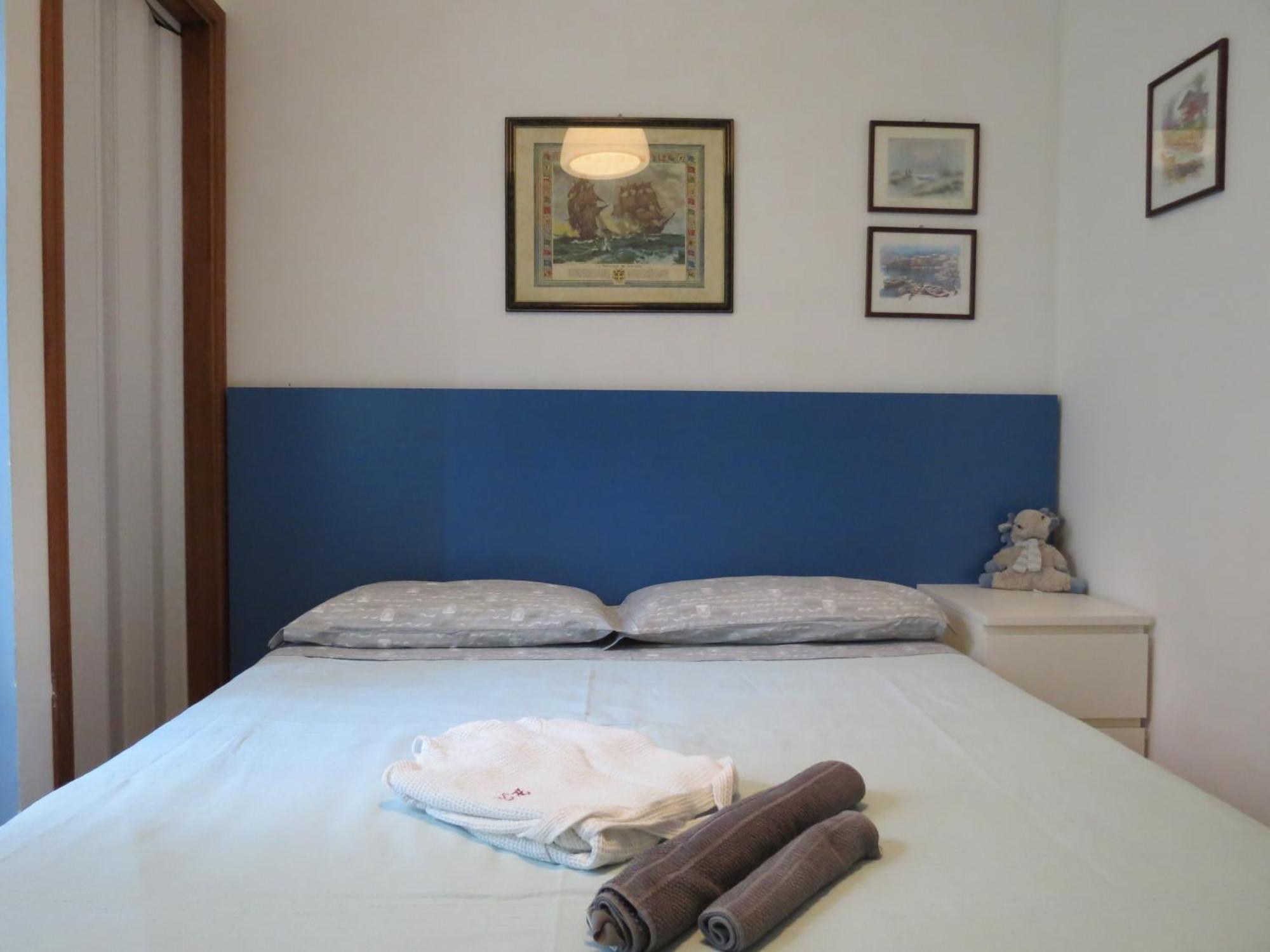 Villa Anastasye Your Lakefront Vacation Rental Predore Room photo